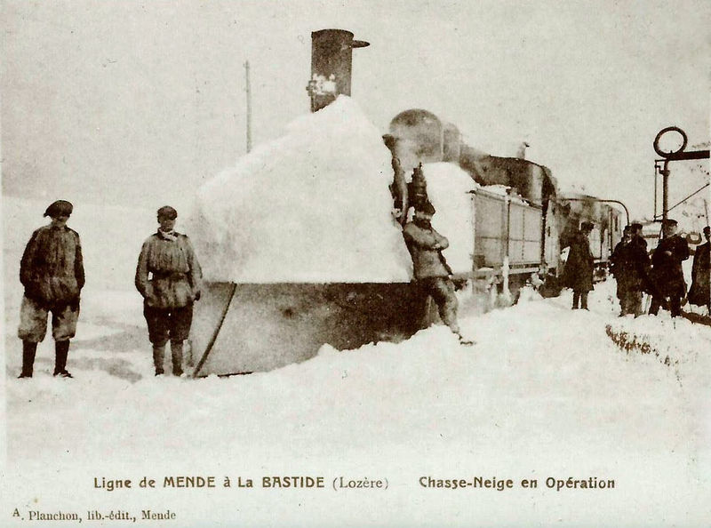 Fichier:Mende à La Bastide C02 TDA.jpg